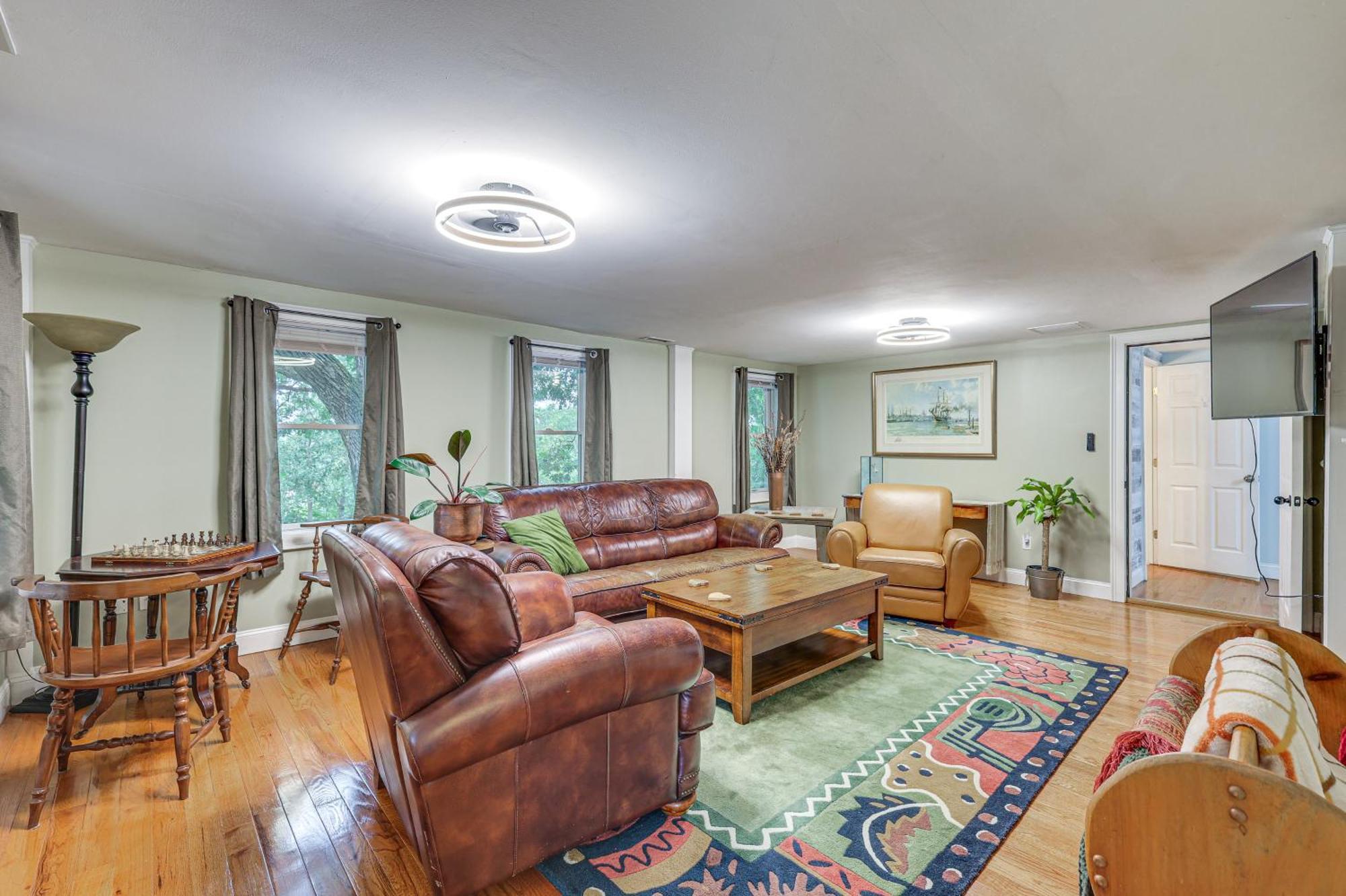 Quintessential New England Home With Patio And Grill! Putnam Exterior photo